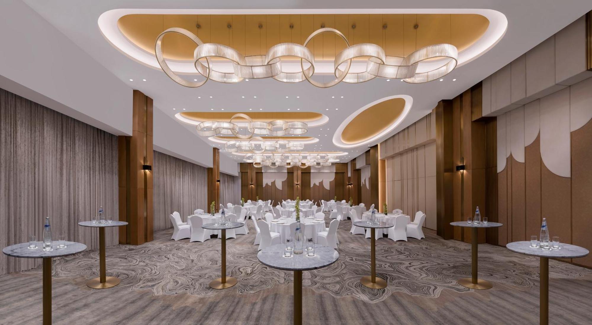 Velero Hotel Doha Lusail Bagian luar foto The ballroom