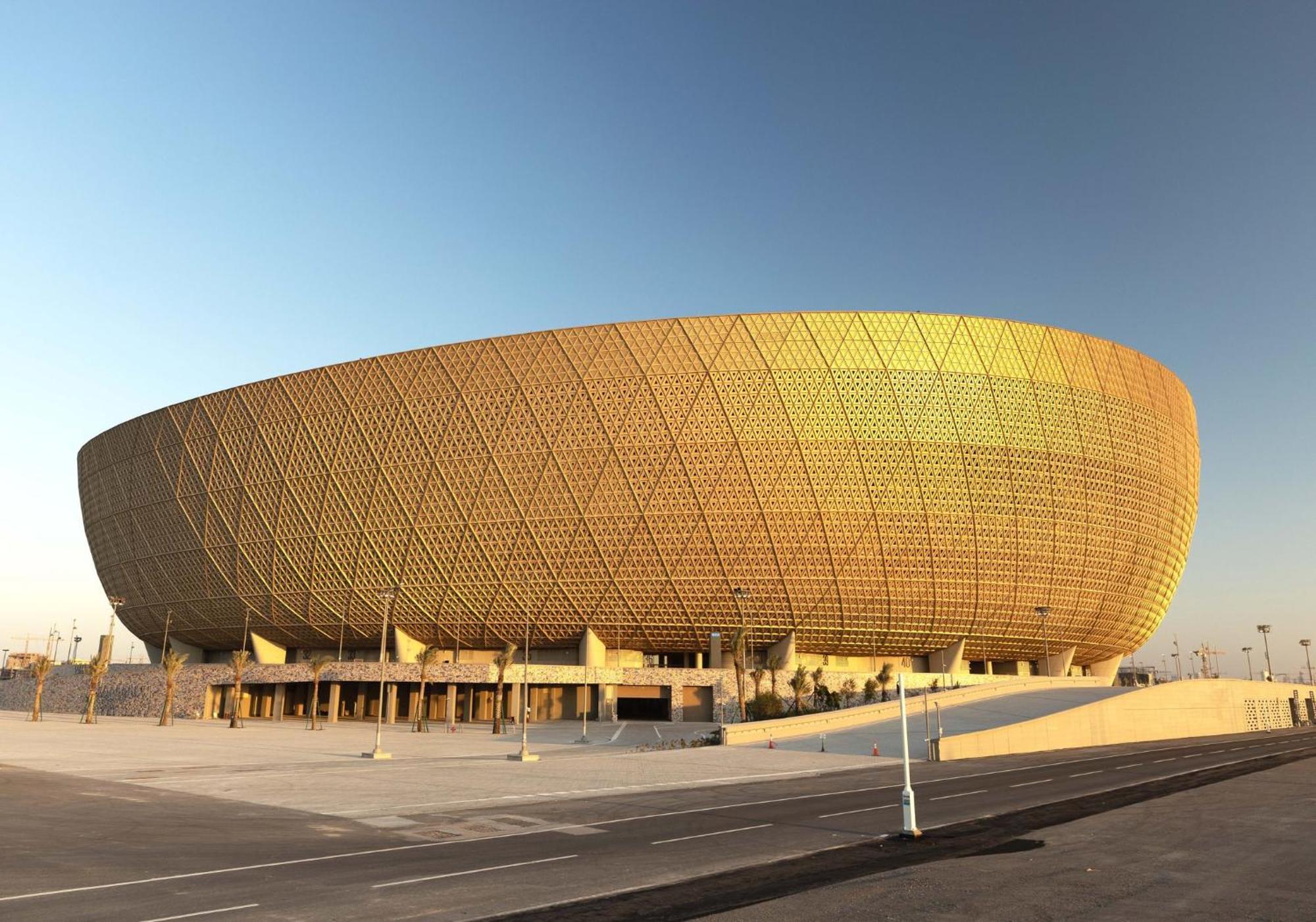 Velero Hotel Doha Lusail Bagian luar foto The King Fahd International Stadium in Riyadh hosted the final